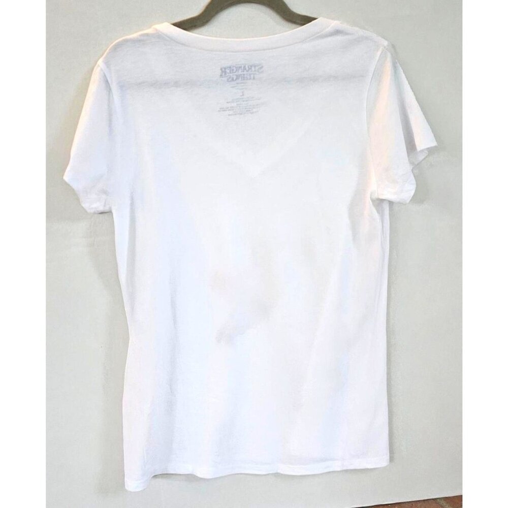 Netflix Stranger‎ Things V‑Neck Tee Large Bob Newby Superhero Graphic | Rare New - Picture 2 of 2